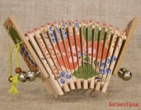 Трещотка-малютка с бубенцами